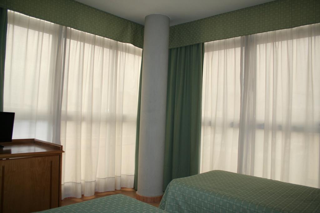 Hotel Austria 76 Puerto de Sagunto Bagian luar foto