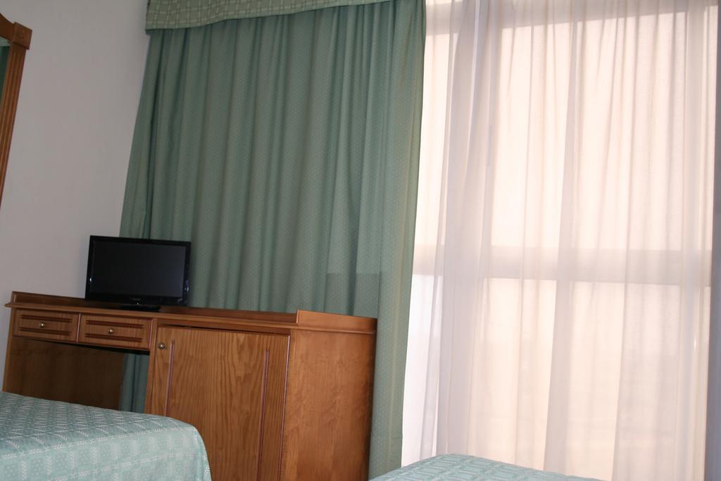 Hotel Austria 76 Puerto de Sagunto Bagian luar foto