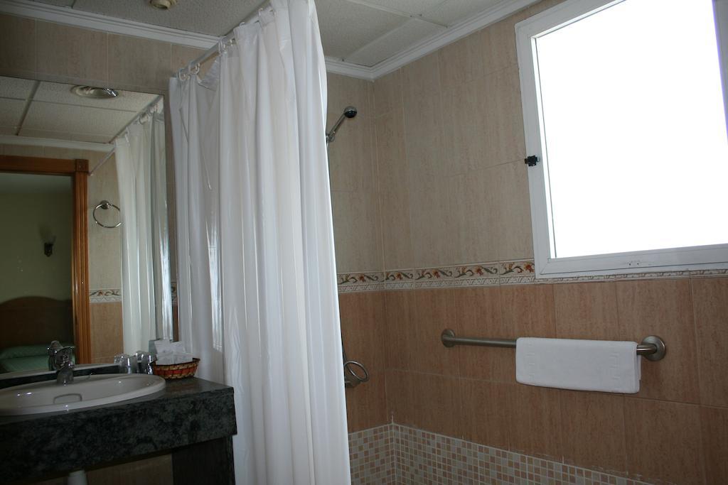 Hotel Austria 76 Puerto de Sagunto Bagian luar foto