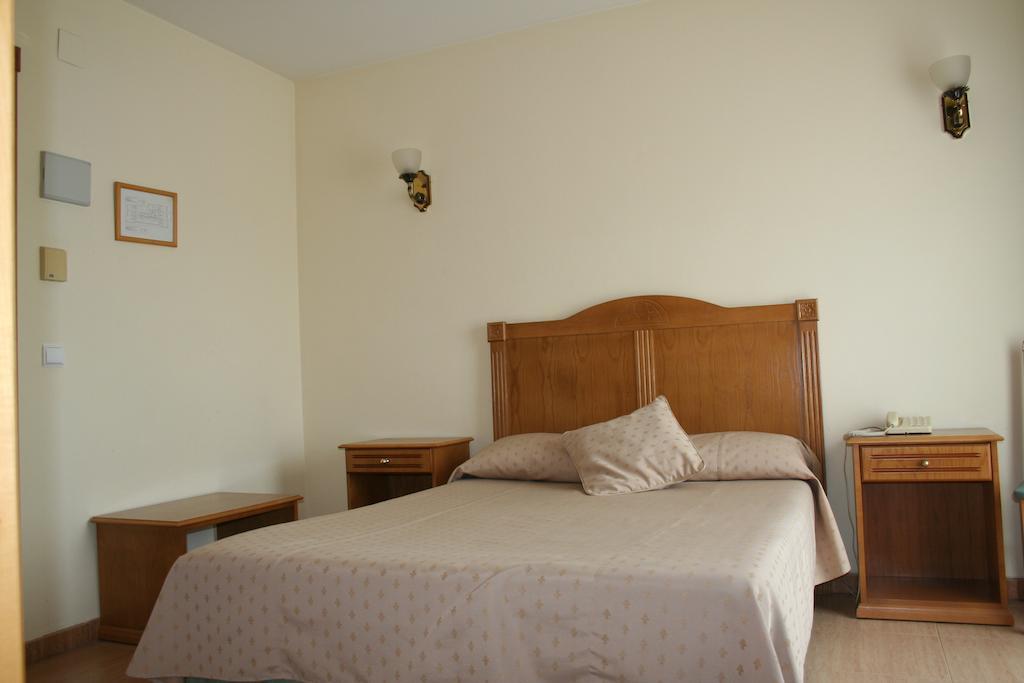 Hotel Austria 76 Puerto de Sagunto Bagian luar foto